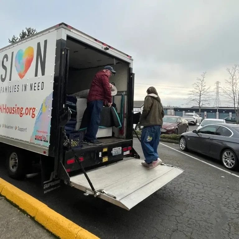 Donate to our Boutique